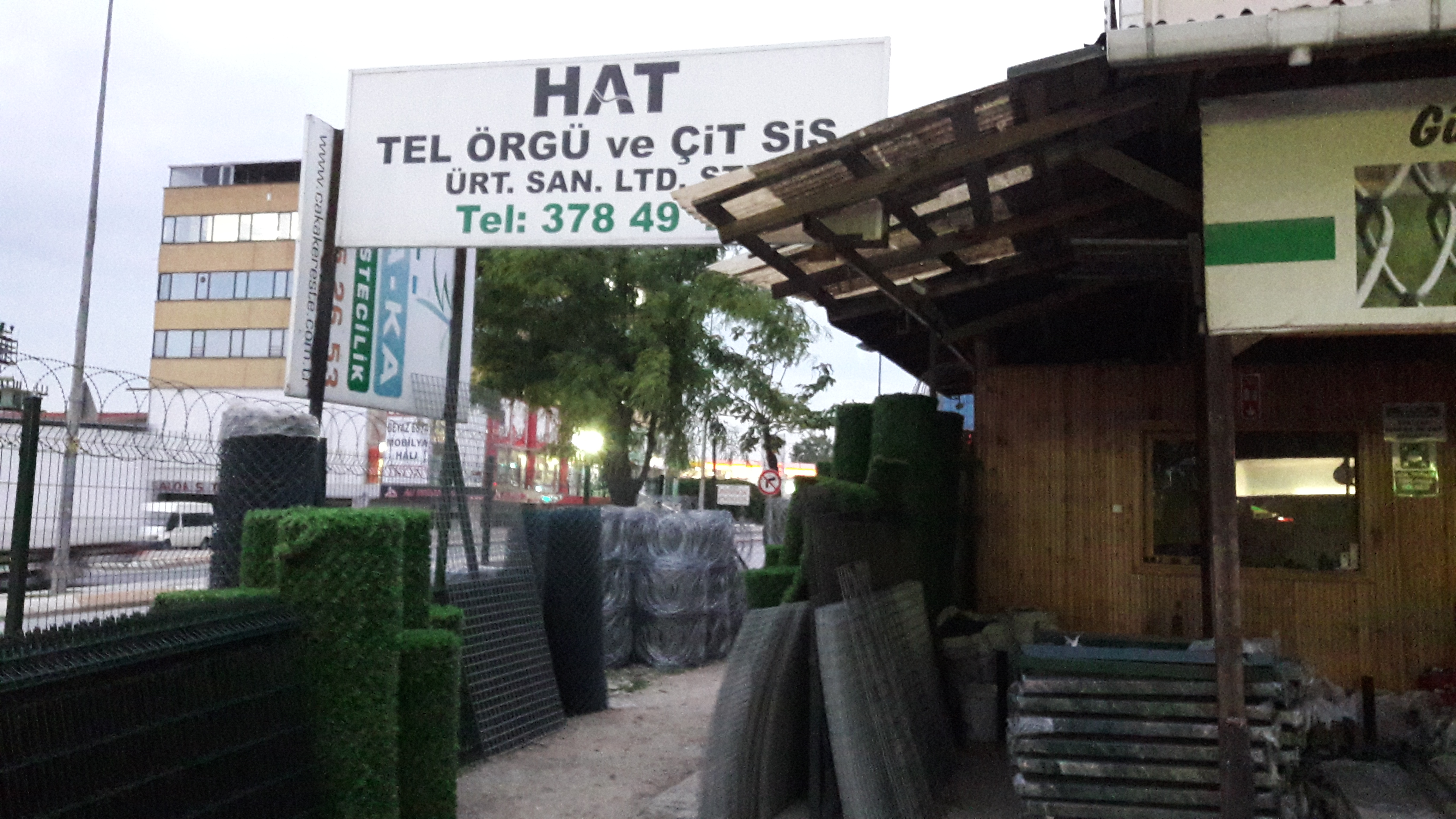 Hat Tel